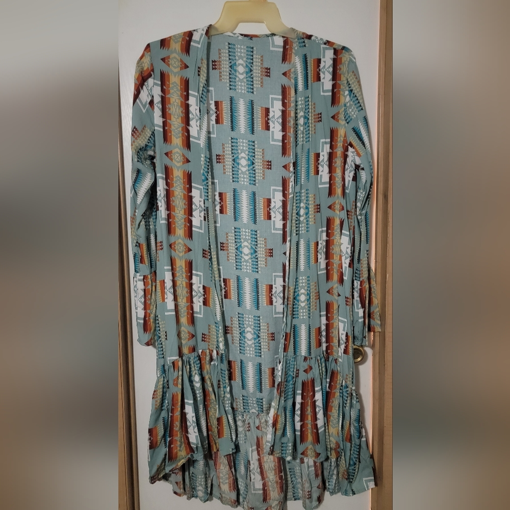 NWOT Aztec kimono fits med-large